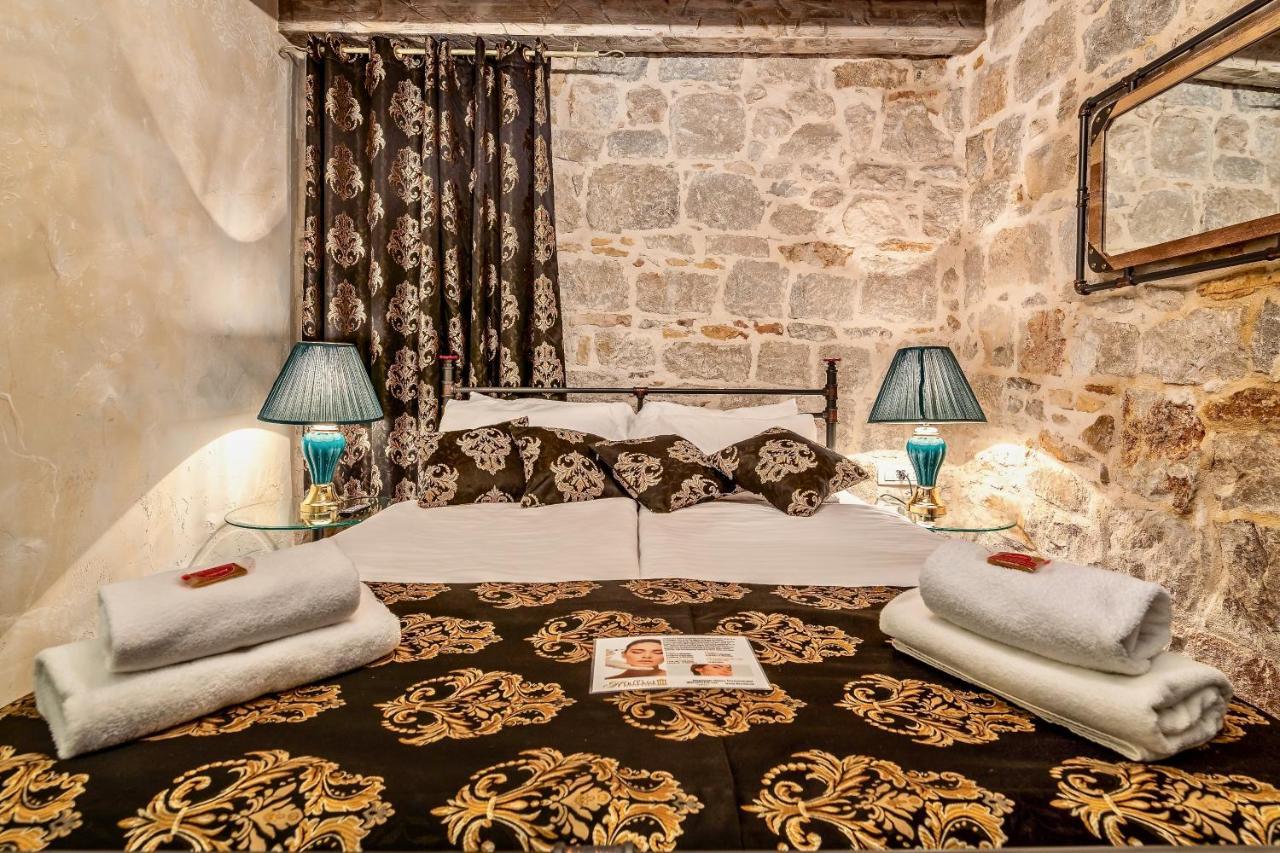 Historic Plaza Varos Split (Adults Only) Exterior foto